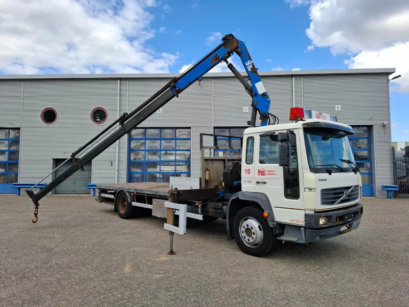Volvo FL6-220 / HMF 910 / REMOTE / ONLY:493620 KM / AIRCO / FULL-AIR / MANUAL / EURO-3 / 2003 - Camião grua: foto 2 Volvo FL6-220 / HMF 910 / REMOTE / ONLY:493620 KM / AIRCO / FULL-AIR / MANUAL / EURO-3 / 2003 - Camião grua: foto 2
