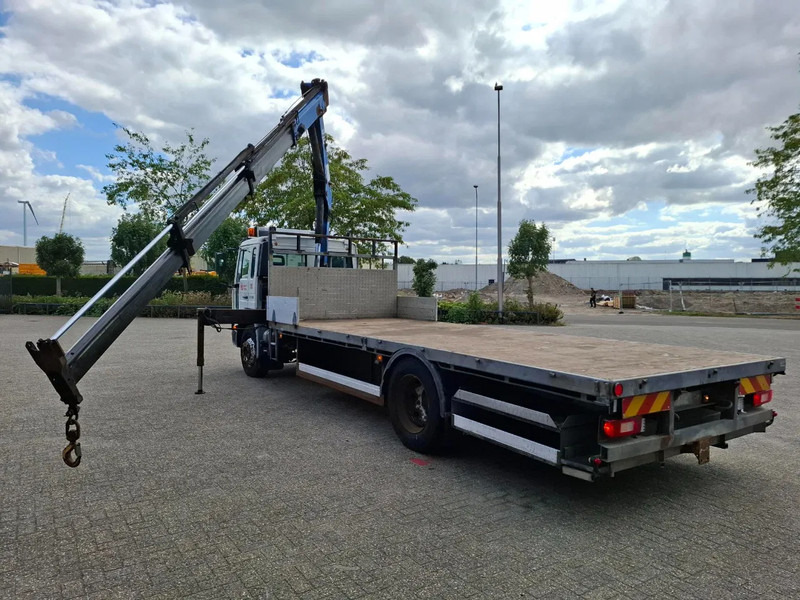 Volvo FL6-220 / HMF 910 / REMOTE / ONLY:493620 KM / AIRCO / FULL-AIR / MANUAL / EURO-3 / 2003 - Camião grua: foto 3 Volvo FL6-220 / HMF 910 / REMOTE / ONLY:493620 KM / AIRCO / FULL-AIR / MANUAL / EURO-3 / 2003 - Camião grua: foto 3