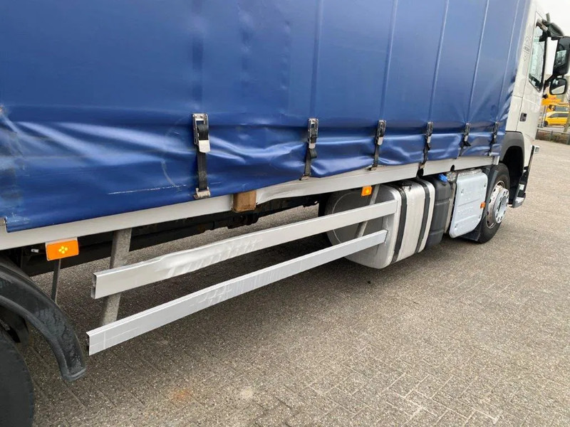 Camião de lona Volvo FM11-330 / LOW KM'S:472120 KM / LWDS / FULL-AIR / NAVI / CURTAIN SAILS / PLATFORM 2500KG / AUTOMATIC / EURO-6 / 2016: foto 15