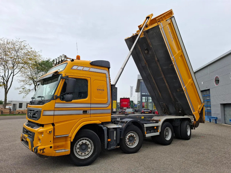 Volvo FM13-420 / 8X4 / BIG AXLE / 18.5M³ / AJK 21040 KG TIPPER / SNIP / 695133 KM / VEB / NL TRUCK / TUV:07-11-2025 / AIRCO / AUTOMATI - Camião basculante: foto 1 Volvo FM13-420 / 8X4 / BIG AXLE / 18.5M³ / AJK 21040 KG TIPPER / SNIP / 695133 KM / VEB / NL TRUCK / TUV:07-11-2025 / AIRCO / AUTOMATI - Camião basculante: foto 1