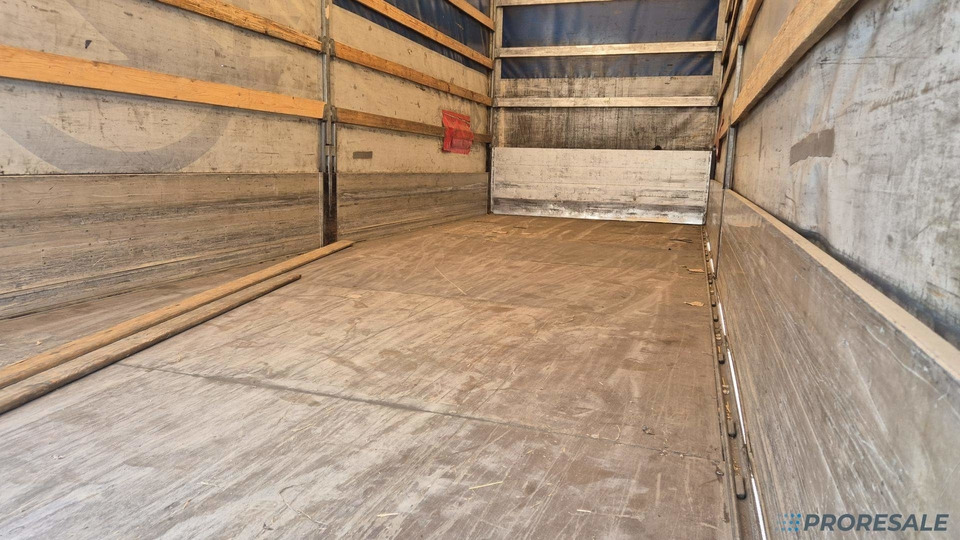 DAF LF 260 FA EURO 6 valník s plachtou + hydraulické čelo - prodejné jen s přívěsem GTS P0471Z - cena je za celou soupravu - Camião de lona: foto 5 DAF LF 260 FA EURO 6 valník s plachtou + hydraulické čelo - prodejné jen s přívěsem GTS P0471Z - cena je za celou soupravu - Camião de lona: foto 5