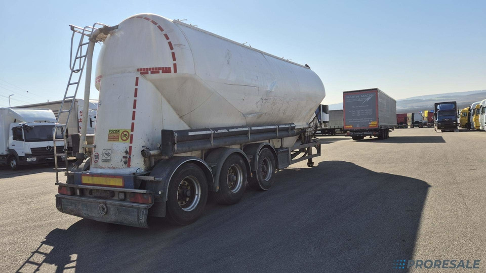 OSTATNÍ FELDBINDER EUT 40.3 SILOCISTERNA - 2 komory - 40 m3 - Semi-reboque silo: foto 3 OSTATNÍ FELDBINDER EUT 40.3 SILOCISTERNA - 2 komory - 40 m3 - Semi-reboque silo: foto 3