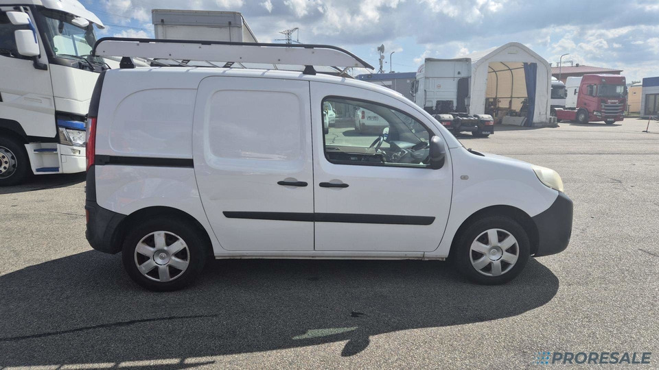 RENAULT KANGOO EXPRESS 1,5 dCi 55 kW - Carrinha de contentor: foto 4 RENAULT KANGOO EXPRESS 1,5 dCi 55 kW - Carrinha de contentor: foto 4
