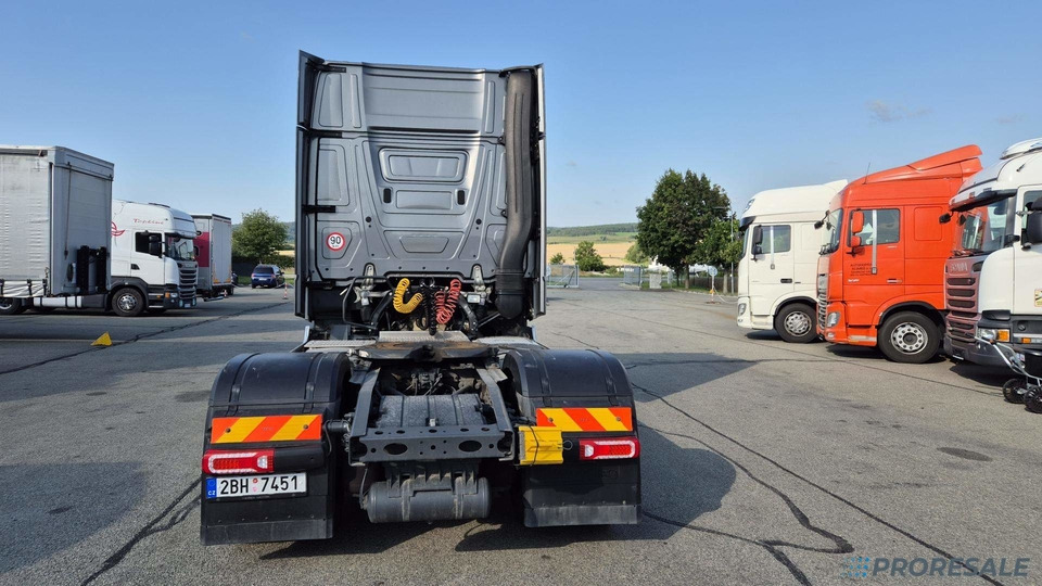 MERCEDES-BENZ ACTROS 1845 LS GIGA SPACE EURO 6 - Tractor: foto 3 MERCEDES-BENZ ACTROS 1845 LS GIGA SPACE EURO 6 - Tractor: foto 3