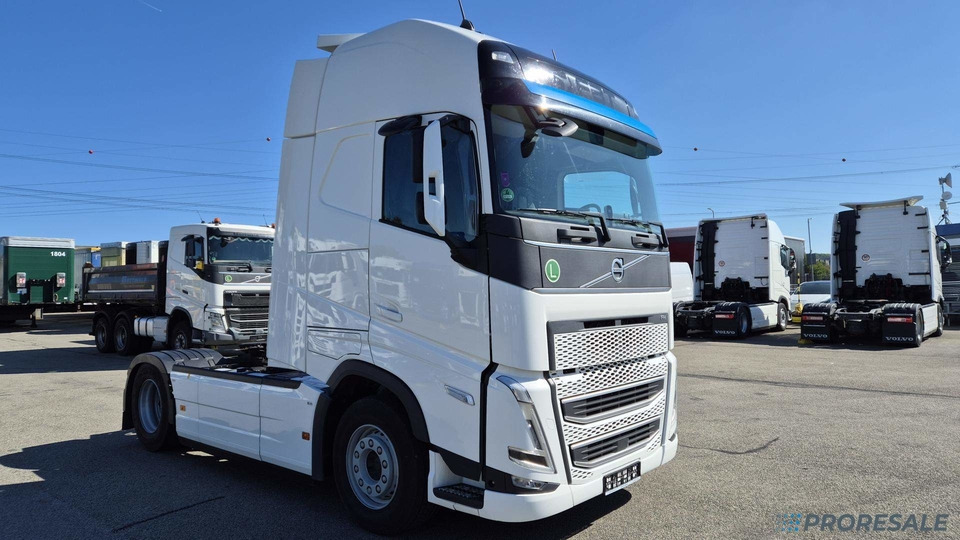 VOLVO FH 460 GLOBE XL EURO 6 TURBOCOMPOUND - Tractor: foto 1 VOLVO FH 460 GLOBE XL EURO 6 TURBOCOMPOUND - Tractor: foto 1