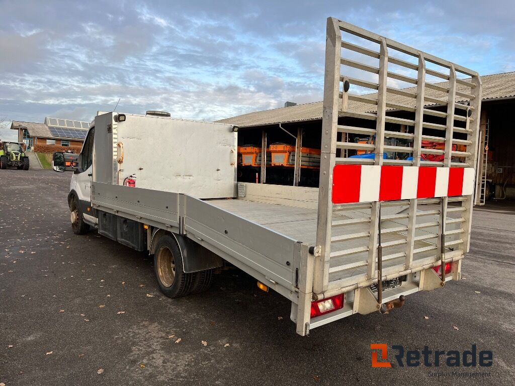 FORD TRANSIT 2.2 TDCi med ALU-knæklad og læsserampe. - Automóvel: foto 4 FORD TRANSIT 2.2 TDCi med ALU-knæklad og læsserampe. - Automóvel: foto 4