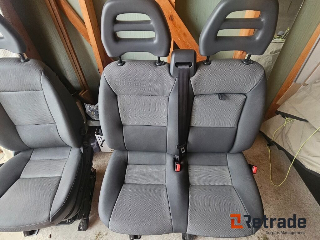 Framstolar Peugeot Boxer - Automóvel: foto 3 Framstolar Peugeot Boxer - Automóvel: foto 3