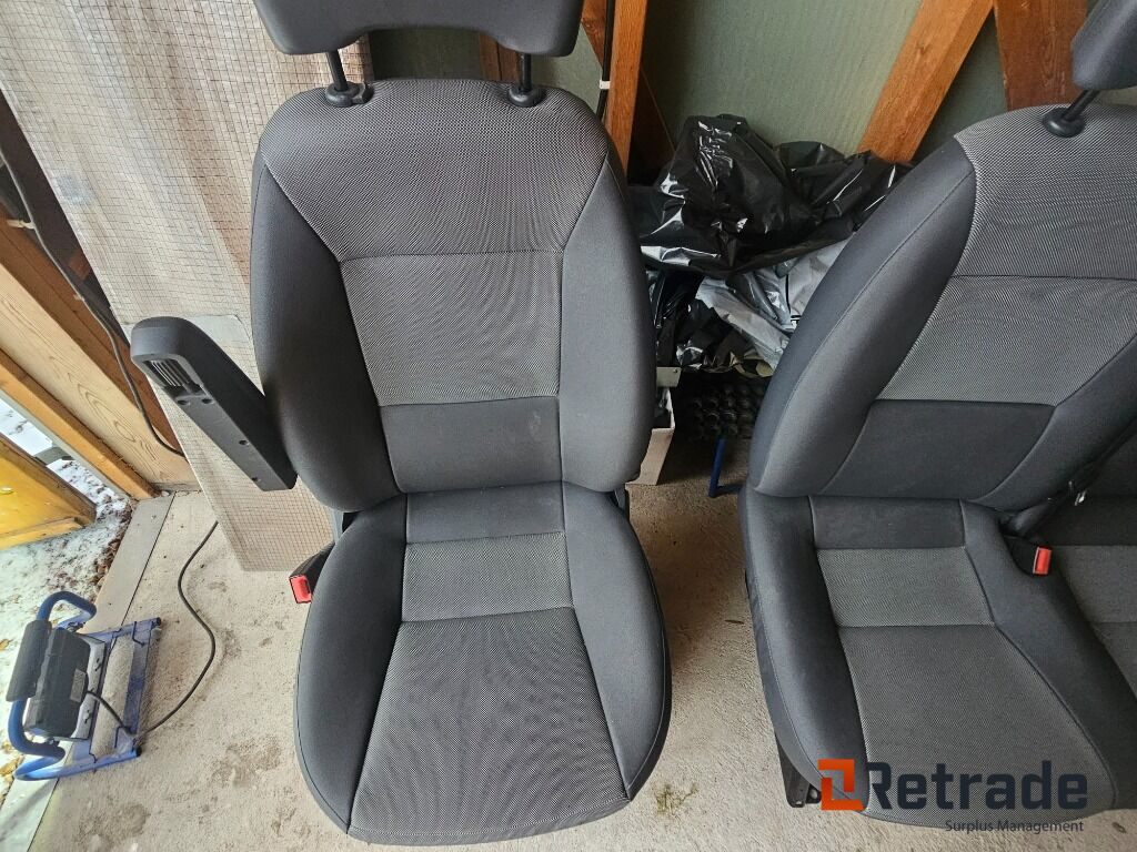 Framstolar Peugeot Boxer - Automóvel: foto 5 Framstolar Peugeot Boxer - Automóvel: foto 5