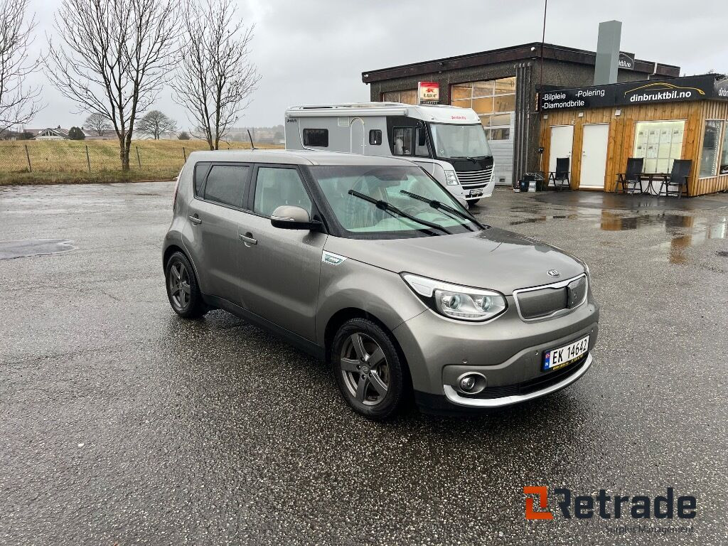 KIA SOUL 2015/ GARANTI MAY 2027 - Automóvel: foto 2 KIA SOUL 2015/ GARANTI MAY 2027 - Automóvel: foto 2