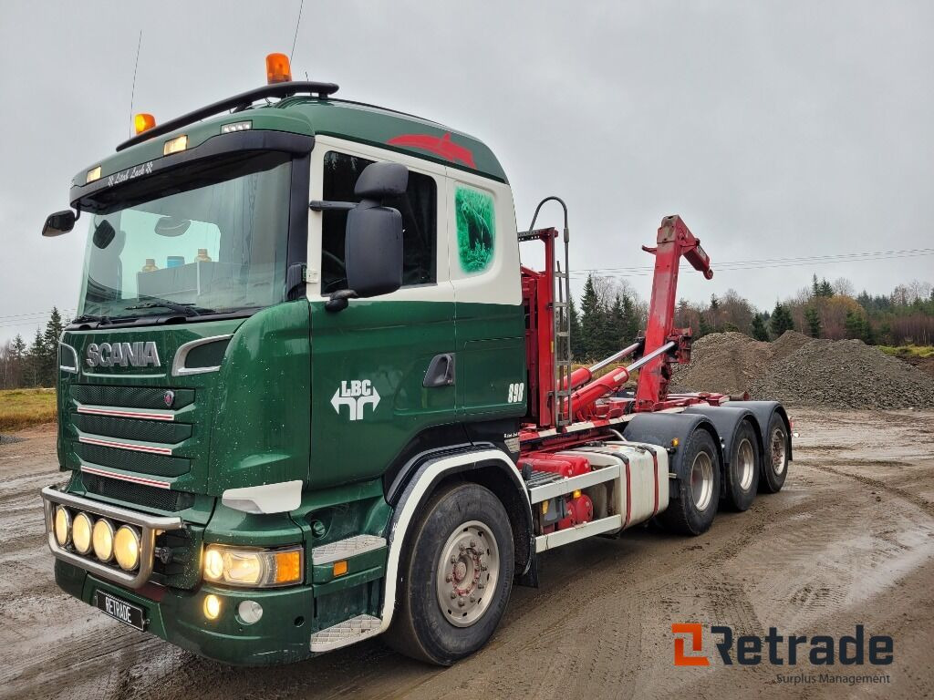 Lastväxlare Scania R520 V8 Tridem Euro 6 - Camião polibenne: foto 1 Lastväxlare Scania R520 V8 Tridem Euro 6 - Camião polibenne: foto 1