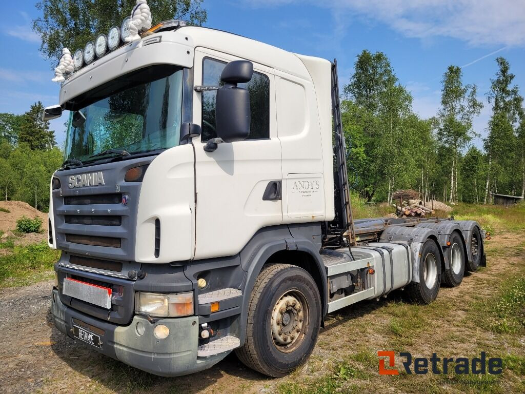 Lastväxlare tridem SCANIA R480 - Camião polibenne, Camião grua: foto 1 Lastväxlare tridem SCANIA R480 - Camião polibenne, Camião grua: foto 1