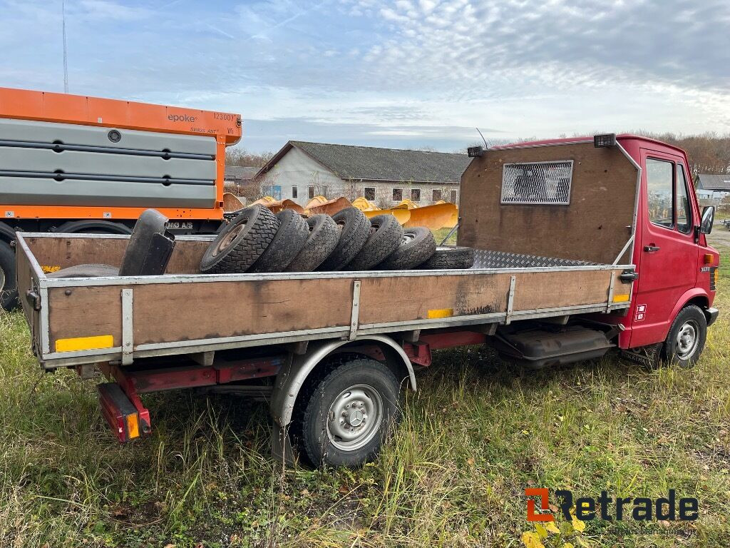 MERCEDES-BENZ 30/35 Ladvogn. - Camião de caixa aberta/ Plataforma: foto 3 MERCEDES-BENZ 30/35 Ladvogn. - Camião de caixa aberta/ Plataforma: foto 3