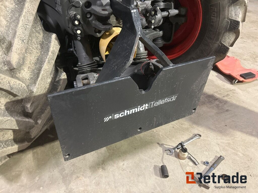 Brøyte plate Fra Schmith Tellefdal til traktor Fendt 900 - Máquina agrícola: foto 2 Brøyte plate Fra Schmith Tellefdal til traktor Fendt 900 - Máquina agrícola: foto 2
