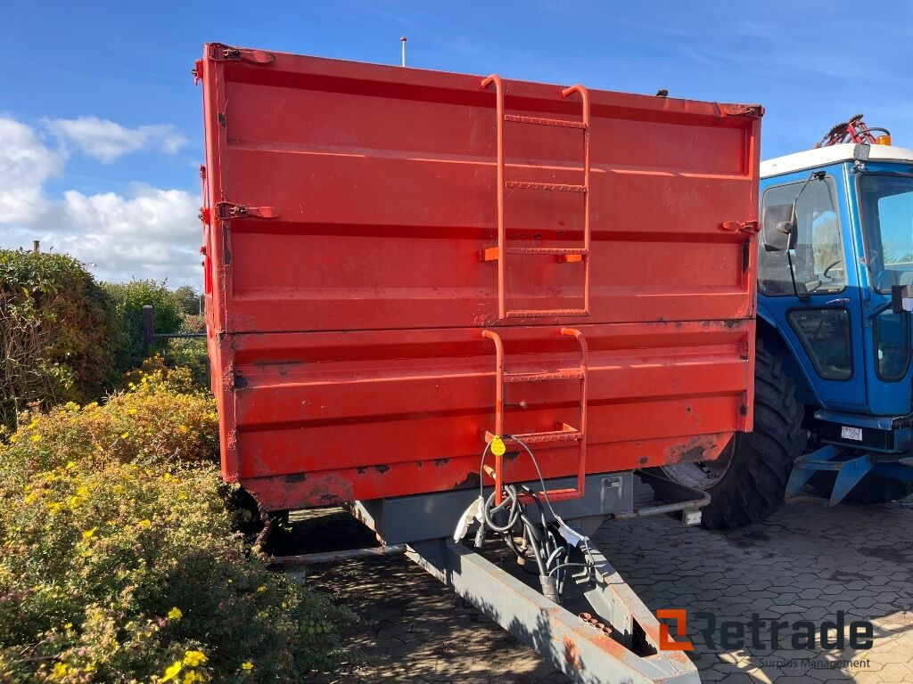 Have- og landskabsudstyr TIM THYREGOD Buggi tipvogn - Máquina agrícola: foto 3 Have- og landskabsudstyr TIM THYREGOD Buggi tipvogn - Máquina agrícola: foto 3