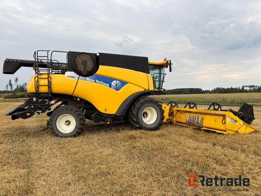 Skördetröska New Holland CR 980 - 2005 - Máquina agrícola: foto 5 Skördetröska New Holland CR 980 - 2005 - Máquina agrícola: foto 5