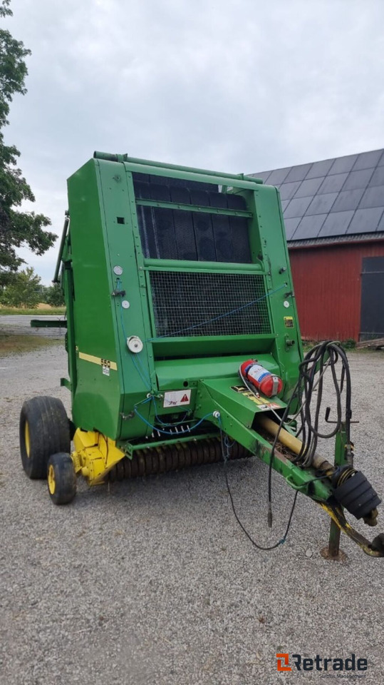 Rundbalspress John Deere 580 - Enfardadeira de fardos redondos: foto 2 Rundbalspress John Deere 580 - Enfardadeira de fardos redondos: foto 2