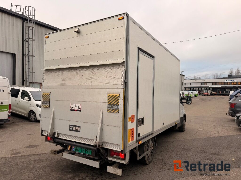 Skapbil IVECO 35S16 (parkert i Oslo) - Carrinha de contentor: foto 5 Skapbil IVECO 35S16 (parkert i Oslo) - Carrinha de contentor: foto 5