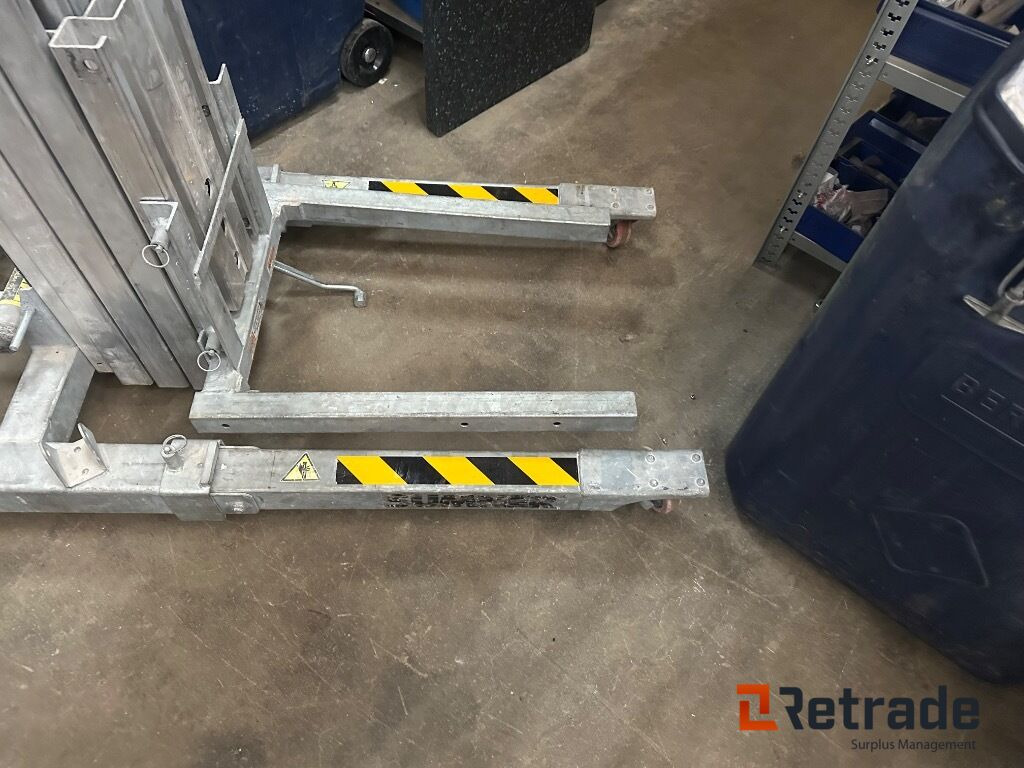 Summer 2015 Material hejs - Equipamento de armazém: foto 3 Summer 2015 Material hejs - Equipamento de armazém: foto 3