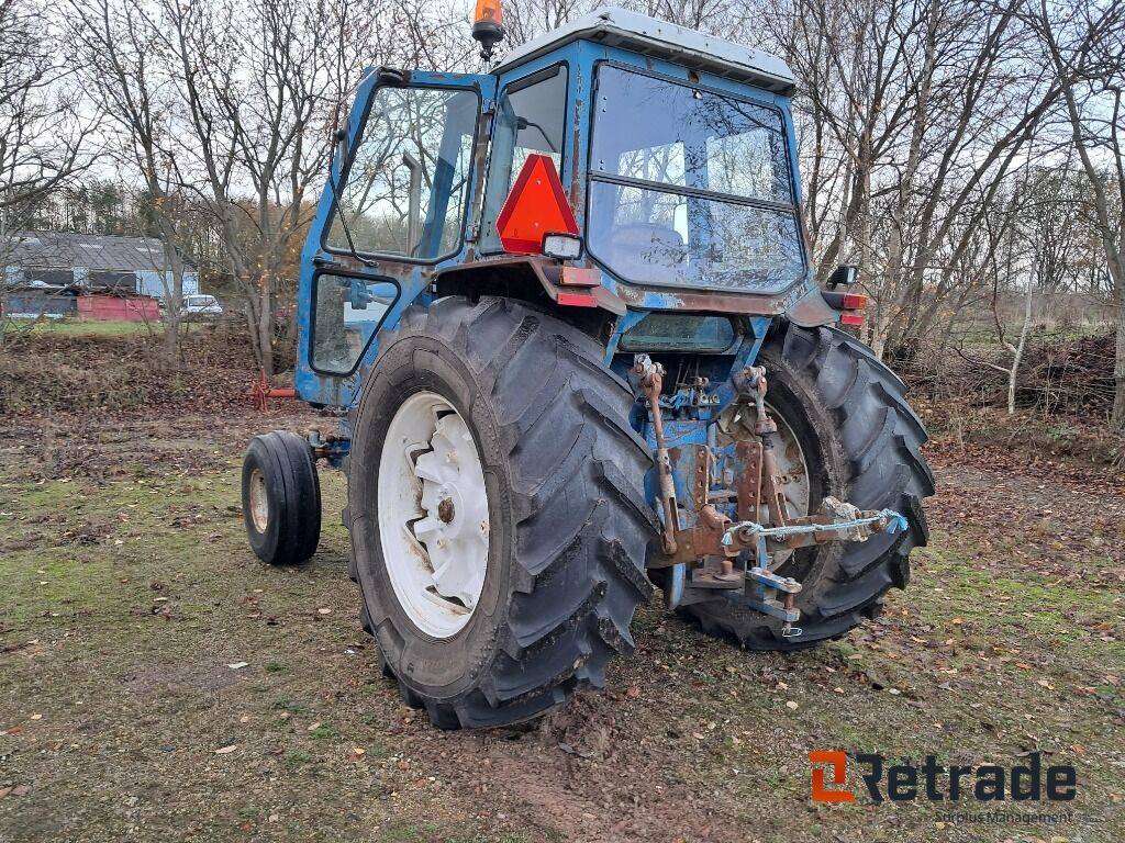 Traktor Ford Tw 15 2 hjulstrukken - Trator: foto 4 Traktor Ford Tw 15 2 hjulstrukken - Trator: foto 4