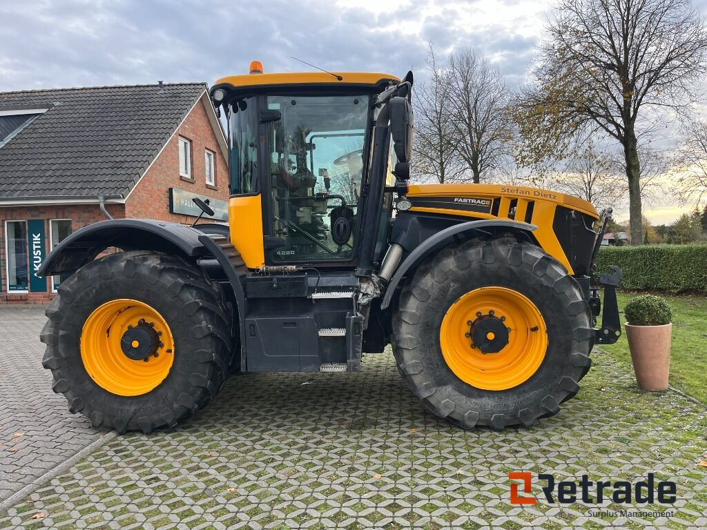 Traktor JCB Fasttrac 4220 serie 4 - Trator: foto 4 Traktor JCB Fasttrac 4220 serie 4 - Trator: foto 4