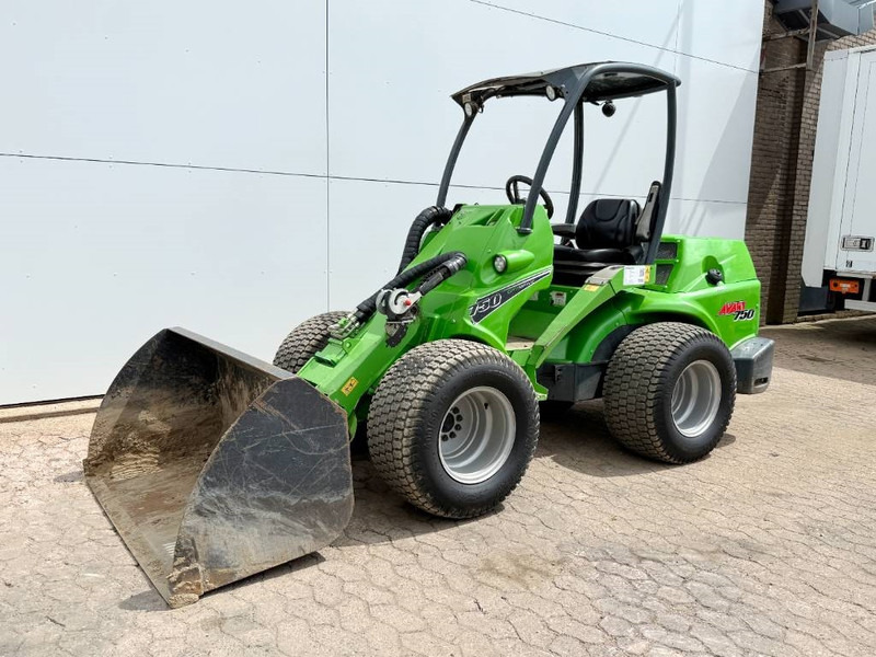 Avant M750 Opti Drive - Bucket + Jib + Forks - Pá carregadora telescópica: foto 3 Avant M750 Opti Drive - Bucket + Jib + Forks - Pá carregadora telescópica: foto 3