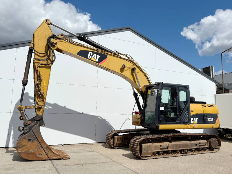 Cat 323DL - German Machine / Quick Coupler - Escavadora de rastos: foto 2 Cat 323DL - German Machine / Quick Coupler - Escavadora de rastos: foto 2