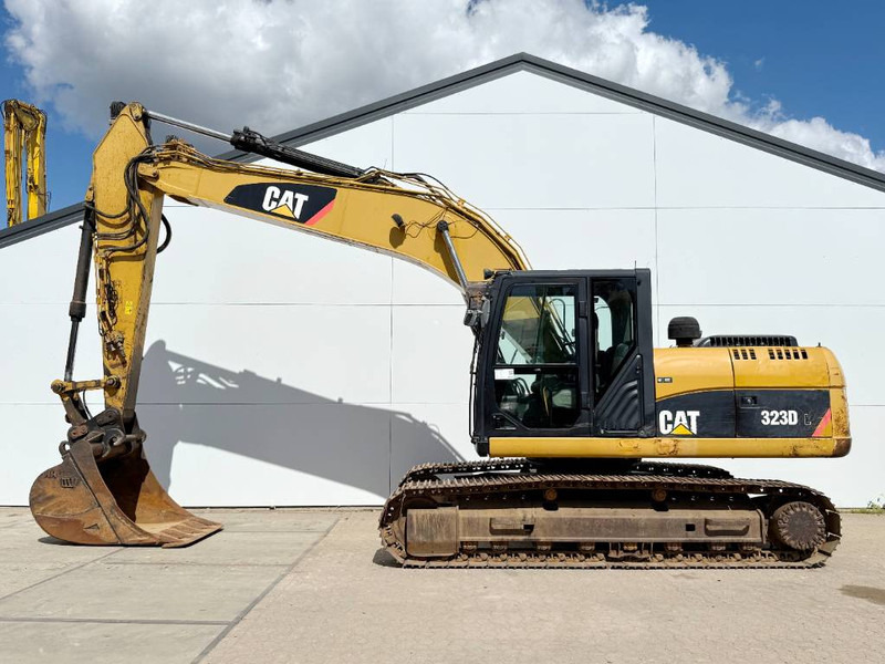 Cat 323DL - German Machine / Quick Coupler - Escavadora de rastos: foto 1 Cat 323DL - German Machine / Quick Coupler - Escavadora de rastos: foto 1