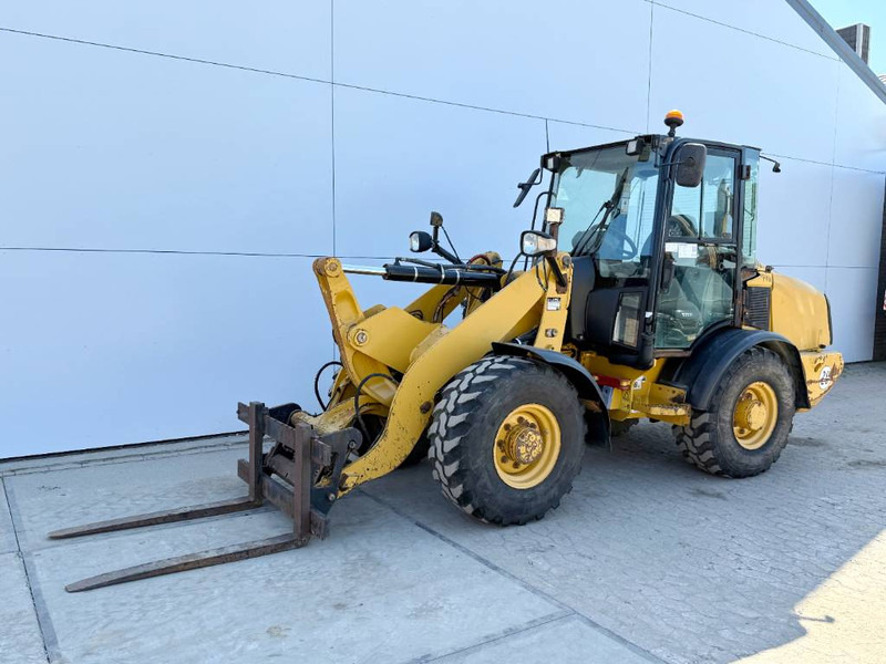 Cat 906H - Automatic Greasing / Quick Coupler - Pá carregadora de rodas: foto 2 Cat 906H - Automatic Greasing / Quick Coupler - Pá carregadora de rodas: foto 2