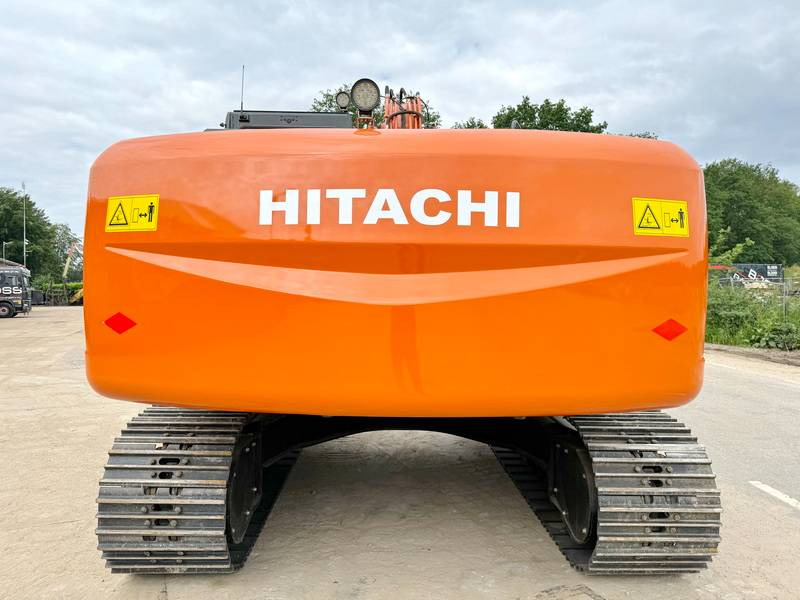 Hitachi ZX220LC-5G / 2025 ULTRA MODEL / ISUZU ENGINE - Escavadora de rastos: foto 4 Hitachi ZX220LC-5G / 2025 ULTRA MODEL / ISUZU ENGINE - Escavadora de rastos: foto 4