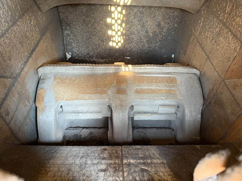 Britadeira móvel Kleemann MR130ZS EVO K024 Impact Crusher - Dutch Machine!: foto 17