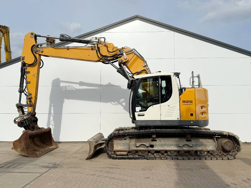 Liebherr R926 Compact - Triple Boom / Tilting Bucket - Escavadora de rastos: foto 1 Liebherr R926 Compact - Triple Boom / Tilting Bucket - Escavadora de rastos: foto 1
