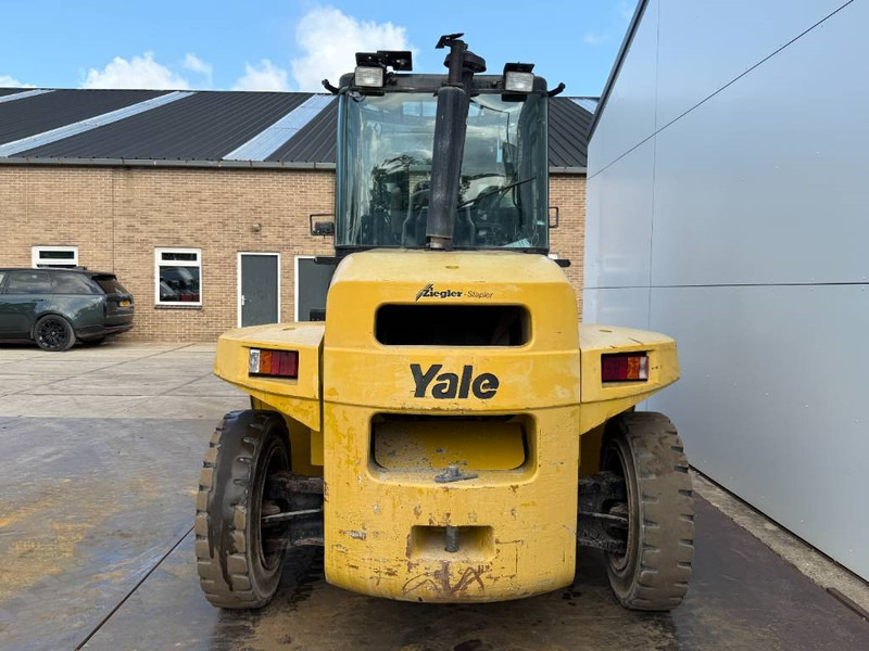 Yale GDP120DB - Triplex / Side Shift / Fork Positioners - Empilhador a diesel: foto 5 Yale GDP120DB - Triplex / Side Shift / Fork Positioners - Empilhador a diesel: foto 5