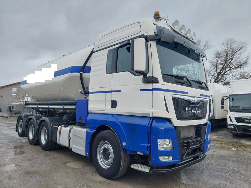 MAN TGX 35.440 Silo Euro 6 8x4 Lift+Lenk Klima (5) - Camião: foto 2 MAN TGX 35.440 Silo Euro 6 8x4 Lift+Lenk Klima (5) - Camião: foto 2