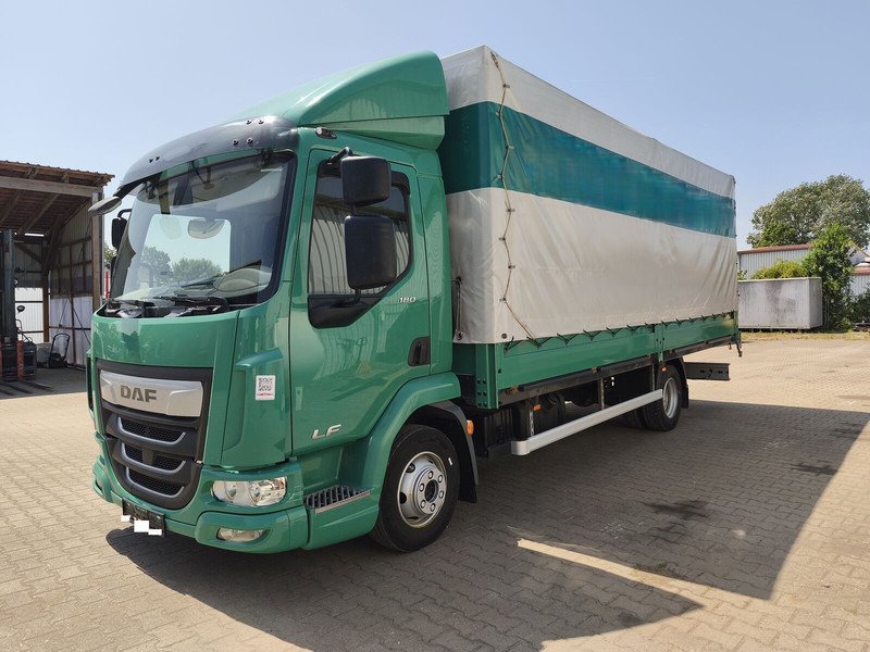 DAF LF 180 FA Plane u. Spriegel Euro 6 4x2 (3) - Camião de lona: foto 1 DAF LF 180 FA Plane u. Spriegel Euro 6 4x2 (3) - Camião de lona: foto 1