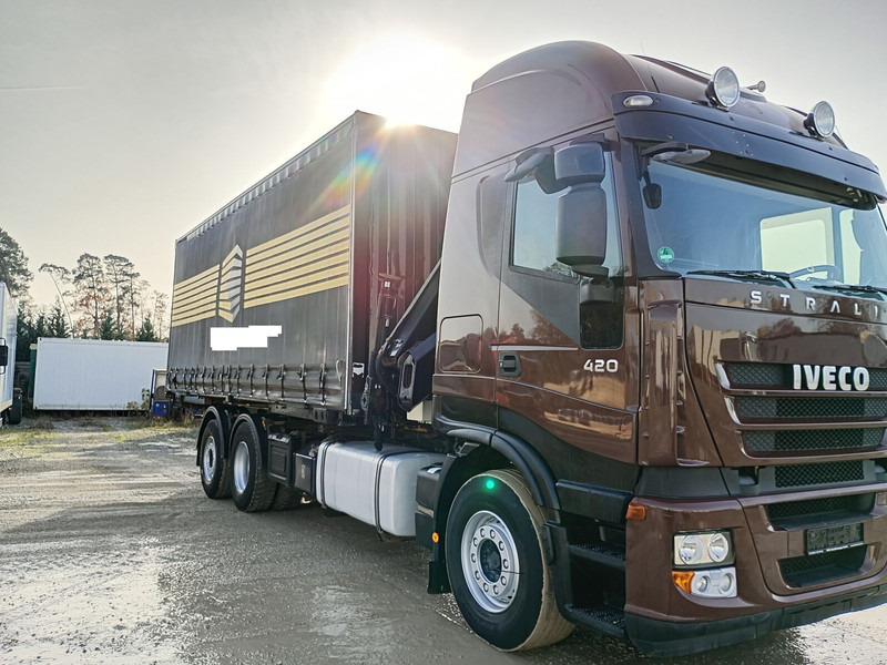 Iveco AS260S42Y/FS CM BDF HIAB 144E-4 HIDUO 12,7 m - Camião de lona, Camião grua: foto 3 Iveco AS260S42Y/FS CM BDF HIAB 144E-4 HIDUO 12,7 m - Camião de lona, Camião grua: foto 3