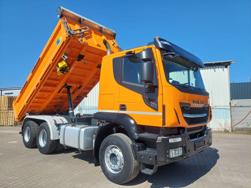 Iveco AT260XZ/HR - Camião basculante: foto 4 Iveco AT260XZ/HR - Camião basculante: foto 4