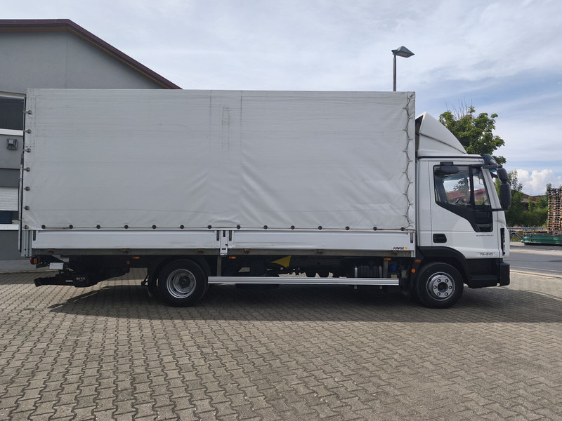 Iveco Eurocargo 75-210 Plane 3-Sitzer 4x2 Euro 6 LBW (20) - Camião de lona: foto 4 Iveco Eurocargo 75-210 Plane 3-Sitzer 4x2 Euro 6 LBW (20) - Camião de lona: foto 4
