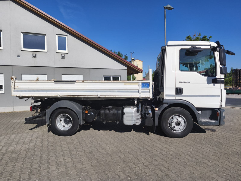 MAN TGL 8.180 Meiller Dreiseitenkipper 3-Sitzer 4x2 Euro 6 AHK (7) - Camião basculante: foto 5 MAN TGL 8.180 Meiller Dreiseitenkipper 3-Sitzer 4x2 Euro 6 AHK (7) - Camião basculante: foto 5