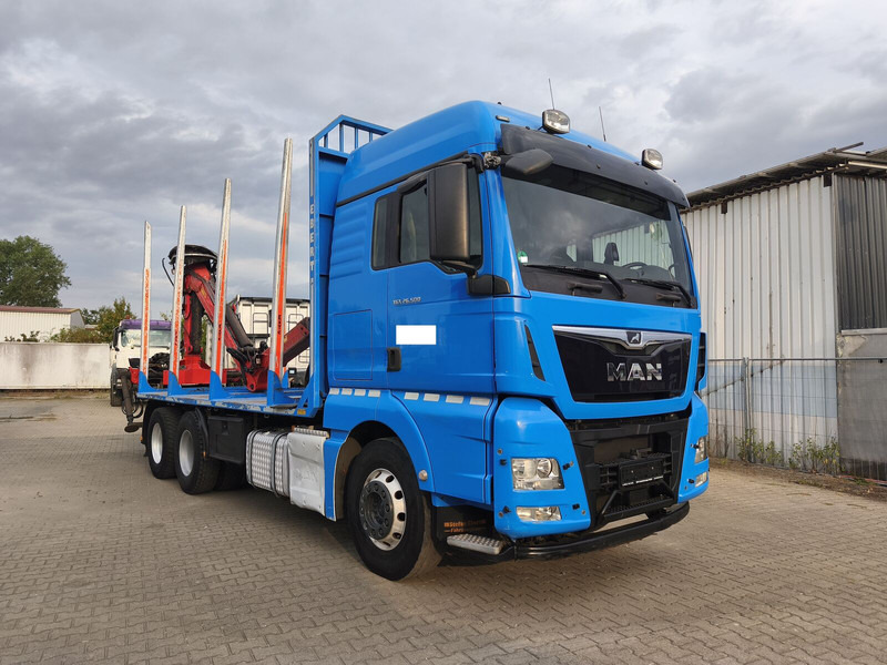 MAN TGX 26.500 Holz-LKW Euro6 6x4 Holztransporter m Palfinger (16) - Camião de transporte de madeira, Camião grua: foto 2 MAN TGX 26.500 Holz-LKW Euro6 6x4 Holztransporter m Palfinger (16) - Camião de transporte de madeira, Camião grua: foto 2