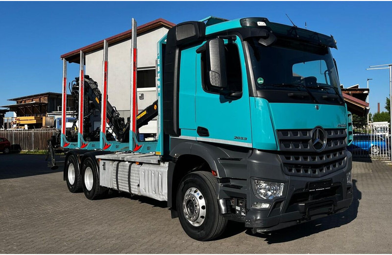 Mercedes-Benz Arocs 2653 - Camião de transporte de madeira: foto 3 Mercedes-Benz Arocs 2653 - Camião de transporte de madeira: foto 3