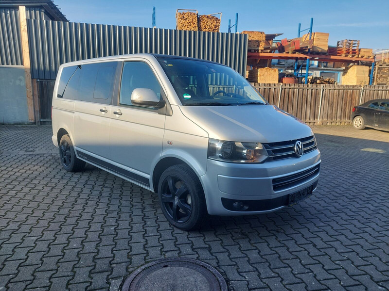 Volkswagen Transporter Multivan AHK Doppelklima Tisch Leder 7-Sitzer - Minibus, Furgão de passageiros: foto 2 Volkswagen Transporter Multivan AHK Doppelklima Tisch Leder 7-Sitzer - Minibus, Furgão de passageiros: foto 2