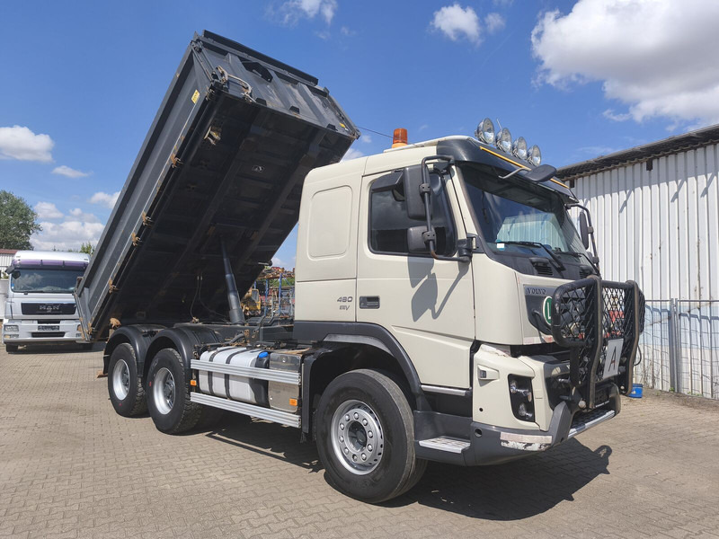 Volvo FMX 460 Meiller Dreiseitenkipper Bordmatik EEV 6x4 AHK (1) - Camião basculante: foto 4 Volvo FMX 460 Meiller Dreiseitenkipper Bordmatik EEV 6x4 AHK (1) - Camião basculante: foto 4