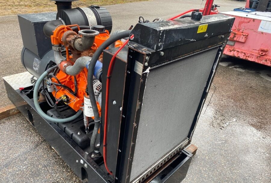 Diversen ECP34 2S4 - Iveco Engine,126kVA,New oils, filters, Mecc Alte ECP34 2S4 - Iveco Engine,126kVA,New oils, filters, Like New - Gerador elétrico: foto 5 Diversen ECP34 2S4 - Iveco Engine,126kVA,New oils, filters, Mecc Alte ECP34 2S4 - Iveco Engine,126kVA,New oils, filters, Like New - Gerador elétrico: foto 5