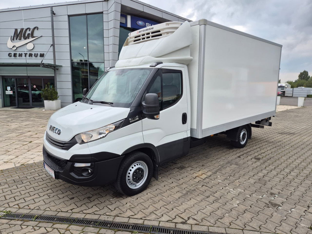 Iveco Daily 35S16 Hi-Matic / 1 Owner / Mitsubishi / Serviced - Carrinha frigorífica: foto 1 Iveco Daily 35S16 Hi-Matic / 1 Owner / Mitsubishi / Serviced - Carrinha frigorífica: foto 1