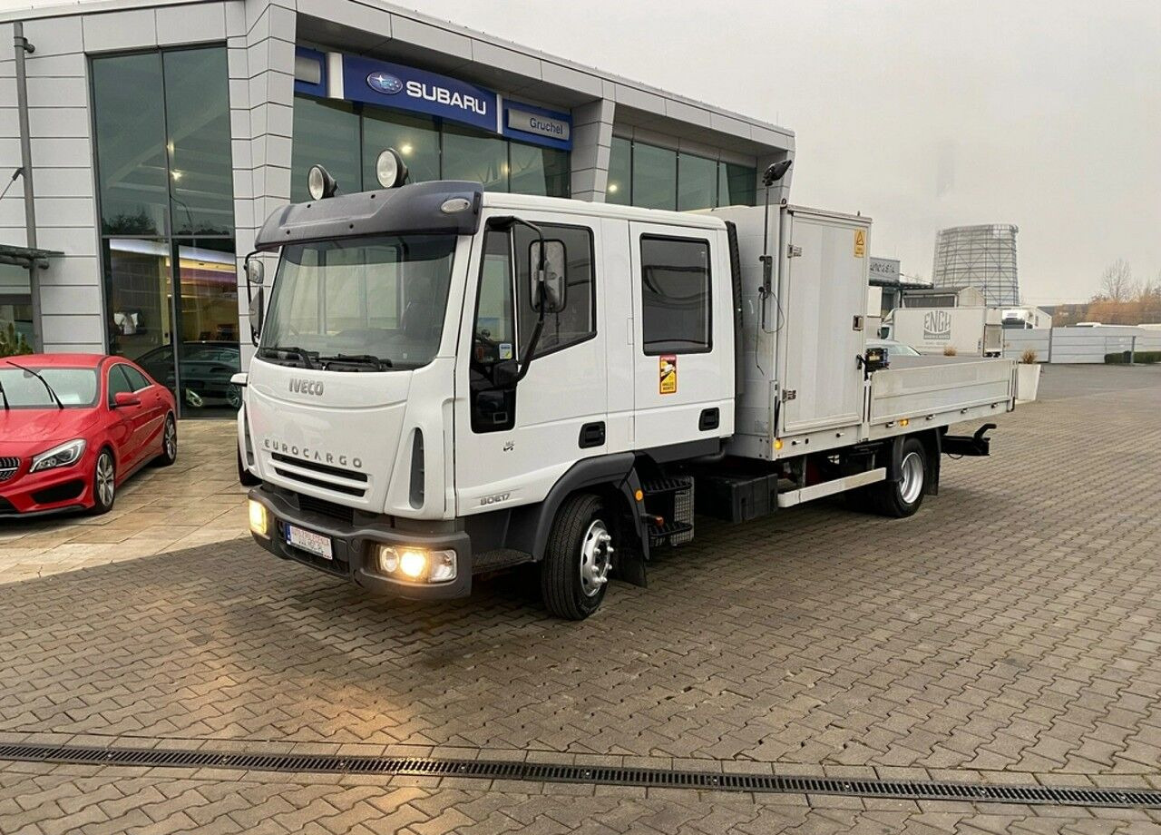 Iveco Eurocargo ML80E17 - Camião de caixa aberta/ Plataforma, Camião grua: foto 2 Iveco Eurocargo ML80E17 - Camião de caixa aberta/ Plataforma, Camião grua: foto 2