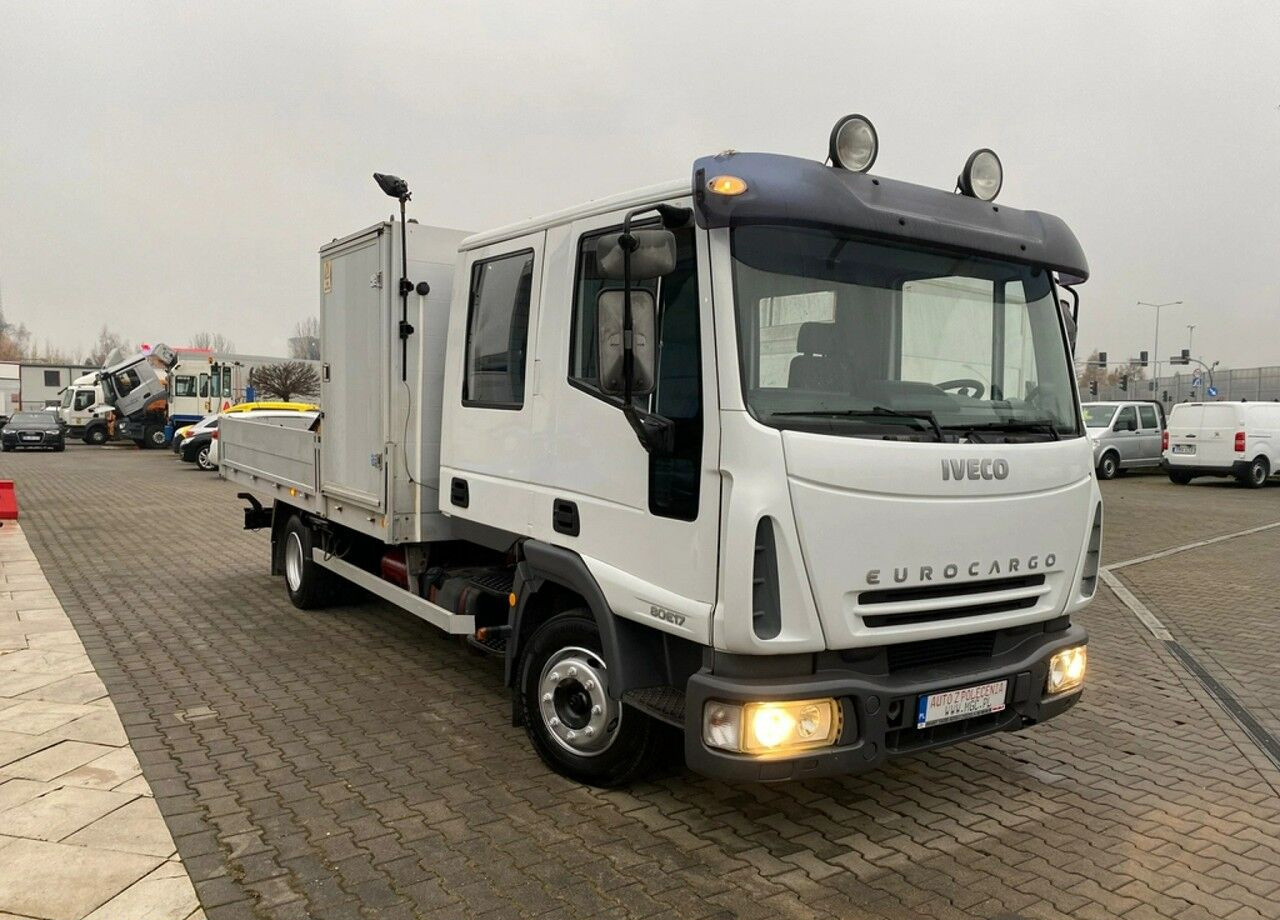 Iveco Eurocargo ML80E17 - Camião de caixa aberta/ Plataforma, Camião grua: foto 5 Iveco Eurocargo ML80E17 - Camião de caixa aberta/ Plataforma, Camião grua: foto 5