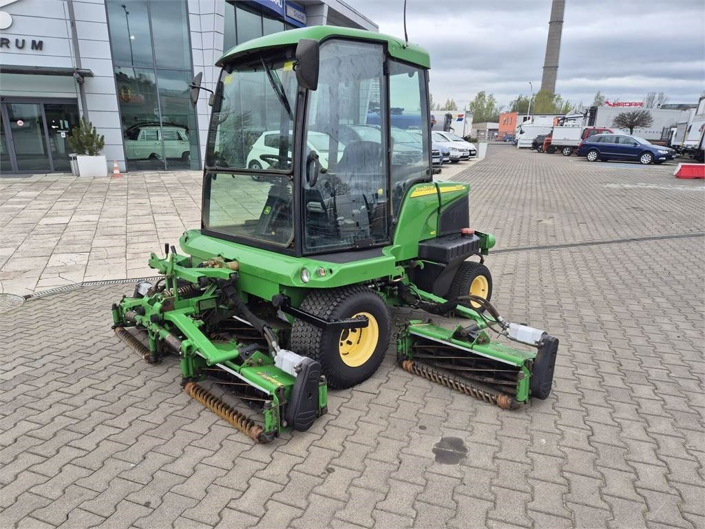 John Deere 1905 4WD / 2010 / SERVICED / CABIN! - Cortador de grama: foto 1 John Deere 1905 4WD / 2010 / SERVICED / CABIN! - Cortador de grama: foto 1