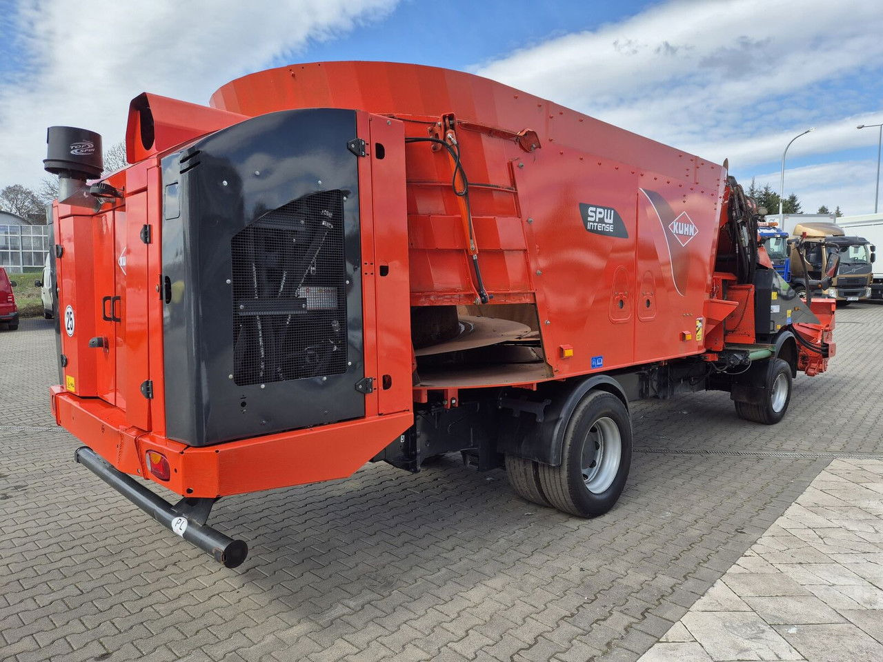 Misturadora Alimentadora Kuhn SPW 22 Intense /feed wagon/ 1 Owner / NEW Service SPW 22 Intense /feed wago: foto 9