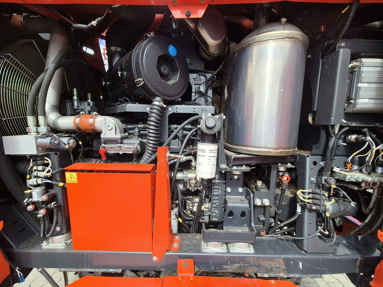 Misturadora Alimentadora Kuhn SPW 22 Intense /feed wagon/ 1 Owner / NEW Service SPW 22 Intense /feed wago: foto 29
