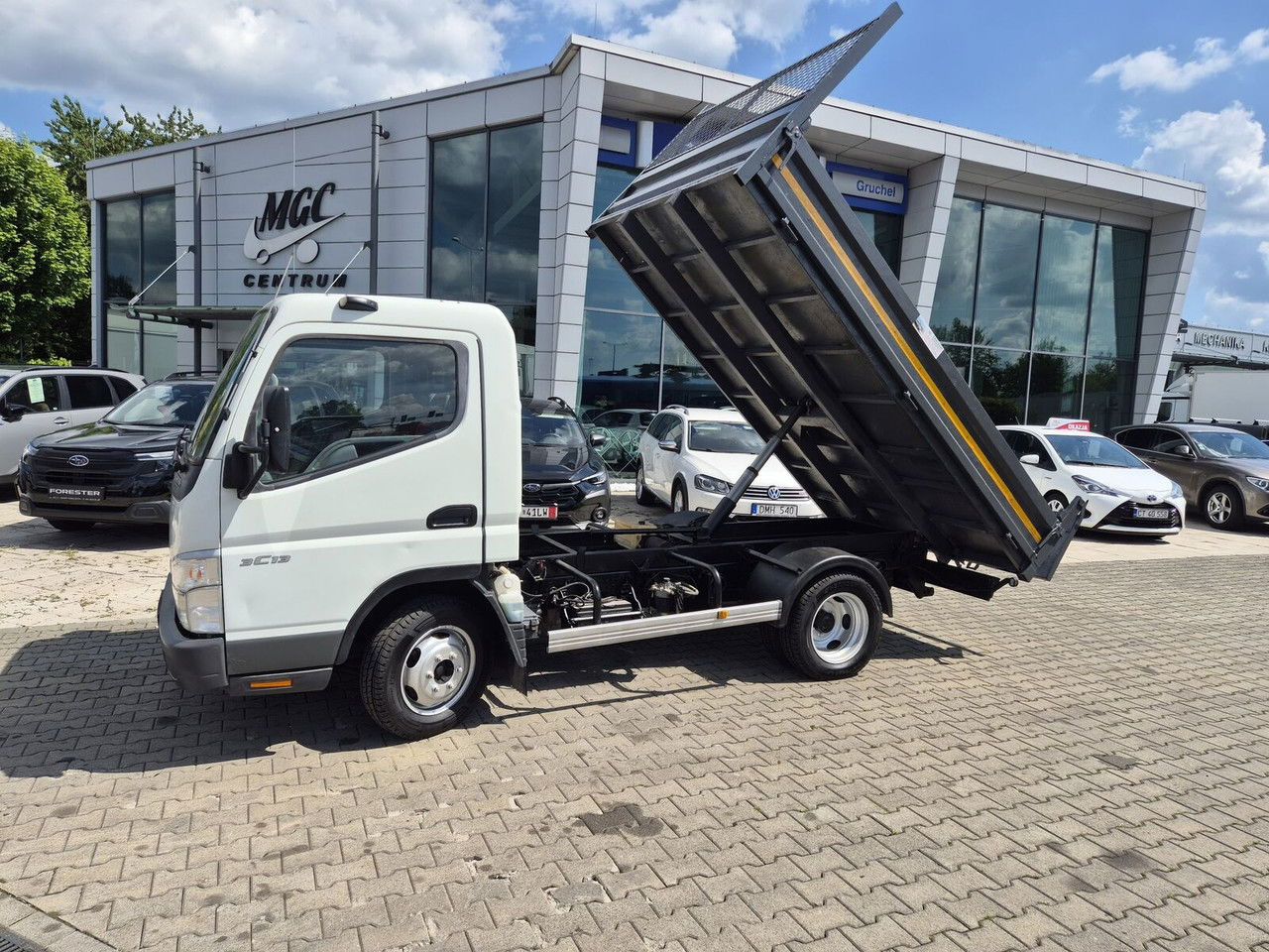 Mitsubishi Canter Fuso 3C13 / Kipper / Only 177TKM / Works Great - Camião basculante: foto 1 Mitsubishi Canter Fuso 3C13 / Kipper / Only 177TKM / Works Great - Camião basculante: foto 1